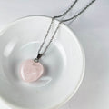 Collar Corazón de Cuarzo Rosa · Acero